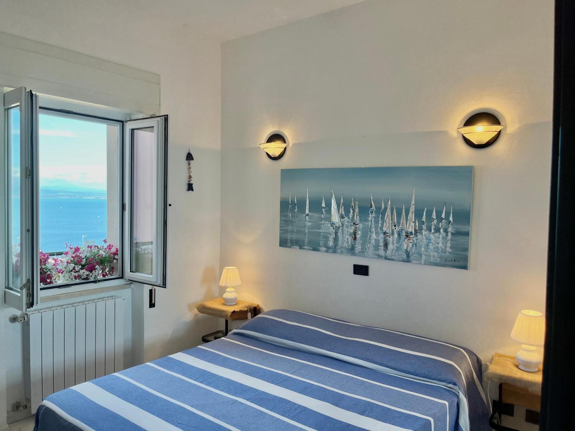 Porto Santo Stefano Vista Mare + Parcheggio Gratuito Lägenhet Exteriör bild